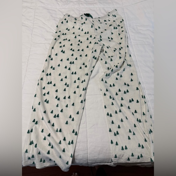 Stars Above Cream Pajama Pants with Green Tree Design - Picture 3 of 4